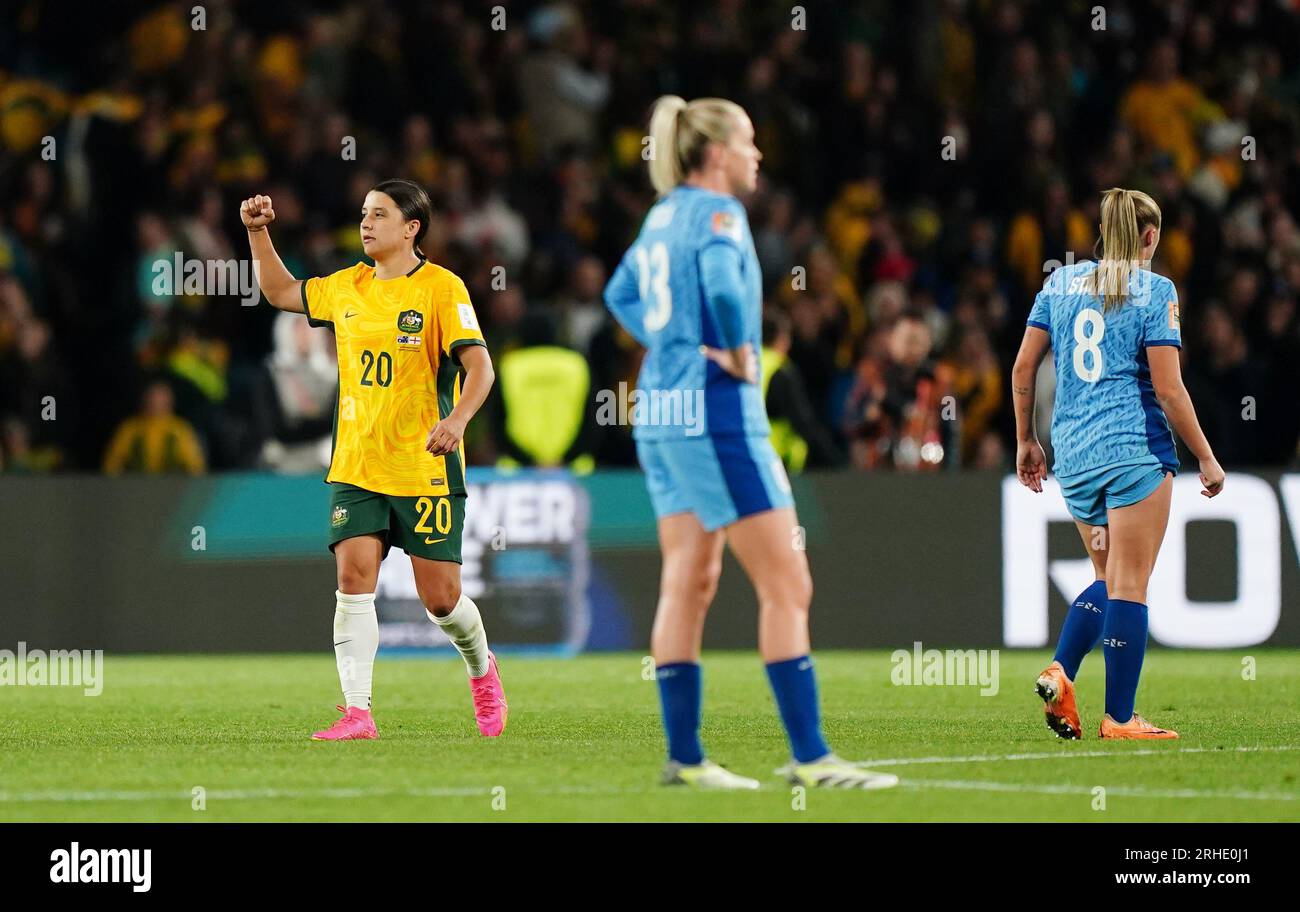 L'australien Sam Kerr célèbre le premier but de son équipe lors du match de demi-finale de la coupe du monde féminine de la FIFA au Stadium Australia, Sydney. Date de la photo : mercredi 16 août 2023. Banque D'Images