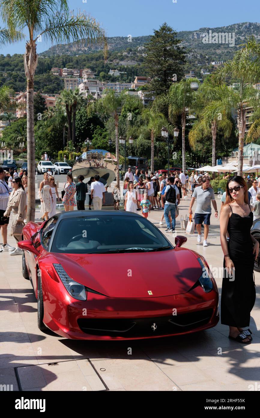 Ferrari 458 Spider sur Casino Square, Monte Carlo Banque D'Images