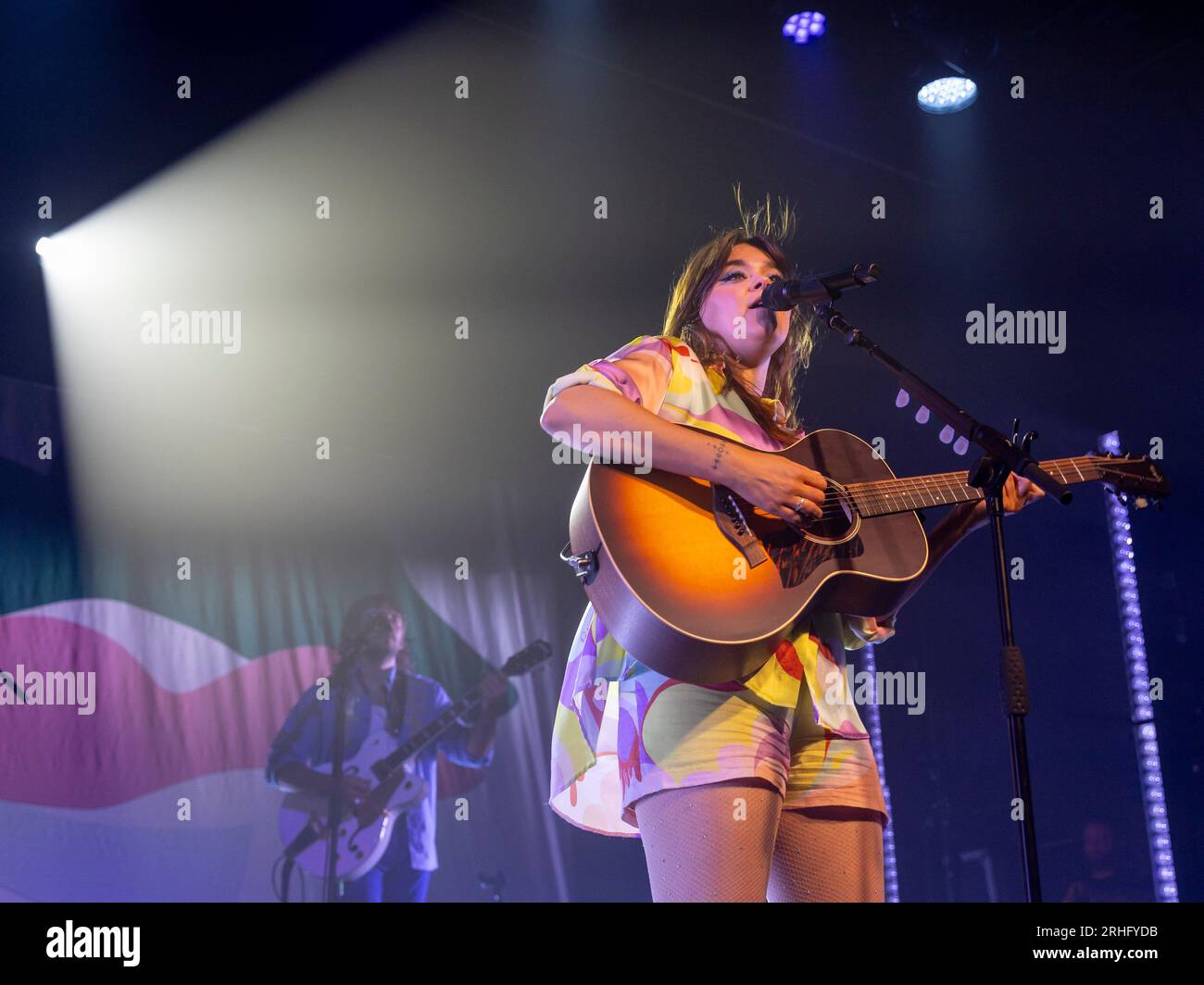 Edimbourg, Royaume-Uni. 16 août 2023. First Aid Kit Perform Live à l'Edinburgh O2 Academy le mercredi 16 août 2023 membres du groupe : Klara Söderberg - chant, guitare, claviers Johanna Söderberg - chant, basse, claviers, autoharpe Freja 'Freja the Dragon' Drakenberg - claviers Scott Simpson - batterie Johannes Runemark - guitare et mandoline crédit: Alan Rennie/Alamy Live News Banque D'Images