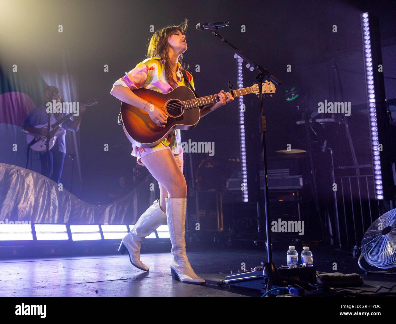Edimbourg, Royaume-Uni. 16 août 2023. First Aid Kit Perform Live à l'Edinburgh O2 Academy le mercredi 16 août 2023 membres du groupe : Klara Söderberg - chant, guitare, claviers Johanna Söderberg - chant, basse, claviers, autoharpe Freja 'Freja the Dragon' Drakenberg - claviers Scott Simpson - batterie Johannes Runemark - guitare et mandoline crédit: Alan Rennie/Alamy Live News Banque D'Images