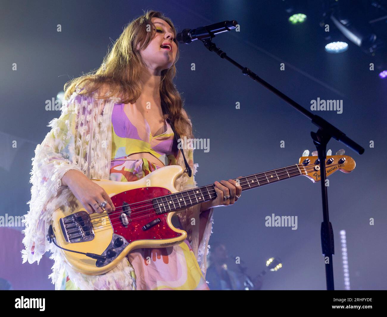 Edimbourg, Royaume-Uni. 16 août 2023. First Aid Kit Perform Live à l'Edinburgh O2 Academy le mercredi 16 août 2023 membres du groupe : Klara Söderberg - chant, guitare, claviers Johanna Söderberg - chant, basse, claviers, autoharpe Freja 'Freja the Dragon' Drakenberg - claviers Scott Simpson - batterie Johannes Runemark - guitare et mandoline crédit: Alan Rennie/Alamy Live News Banque D'Images