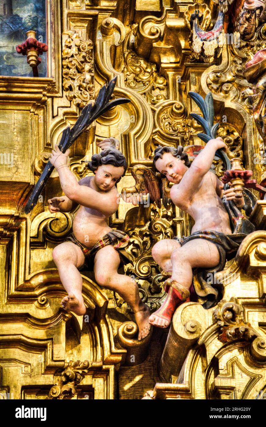 Sculptures, anges, retable, style baroque espagnol du 18e siècle, église Santa Prisca de Taxco (fondée en 1751), site UNESCO, Taxco, Mexique Banque D'Images