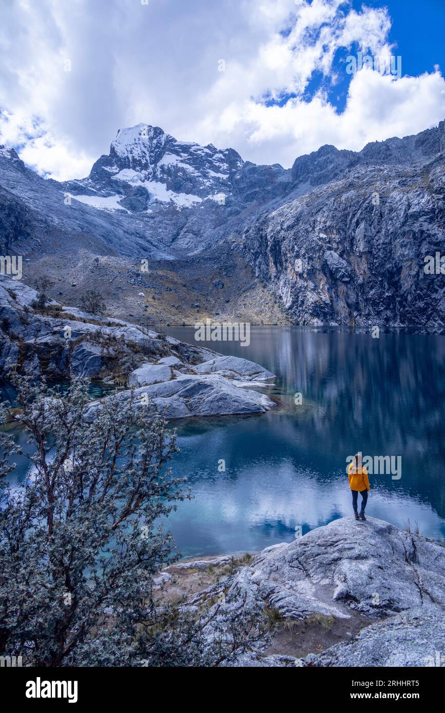 Laguna (lac) Churup, Parc National de Huascaran, Cordillera Blanca , Andes, Pérou Banque D'Images