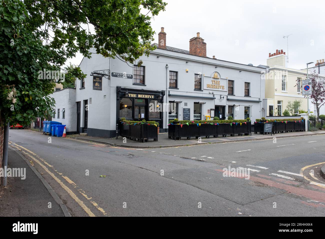 The Beehive traditionnel pub et restaurant, Cheltenham, Royaume-Uni Banque D'Images