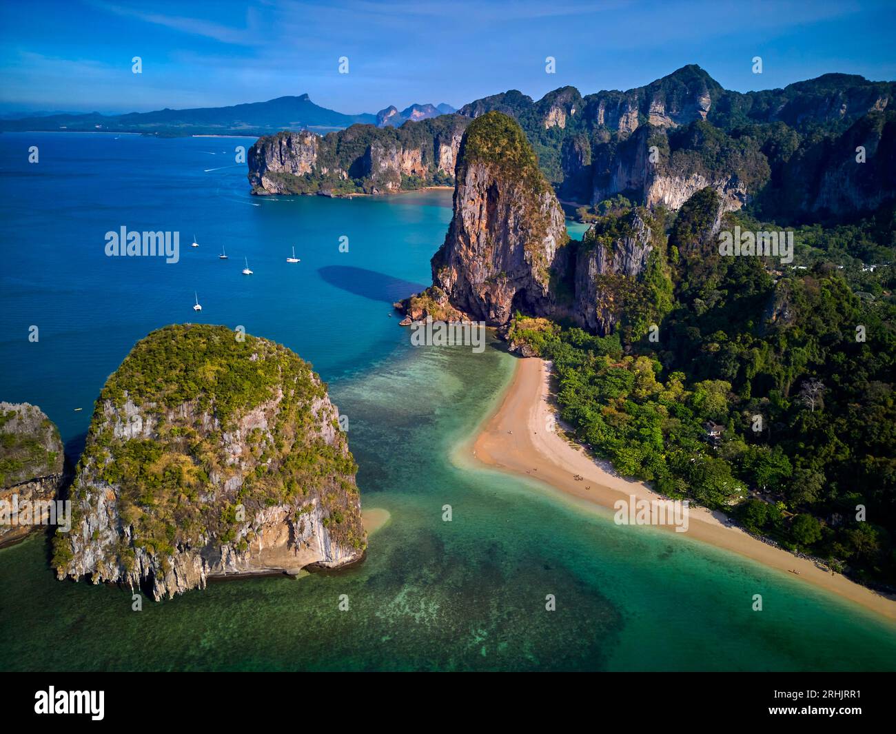 La Thaïlande, la province de Krabi, Railay beach, Hat Tham Phra Nang Beach Banque D'Images