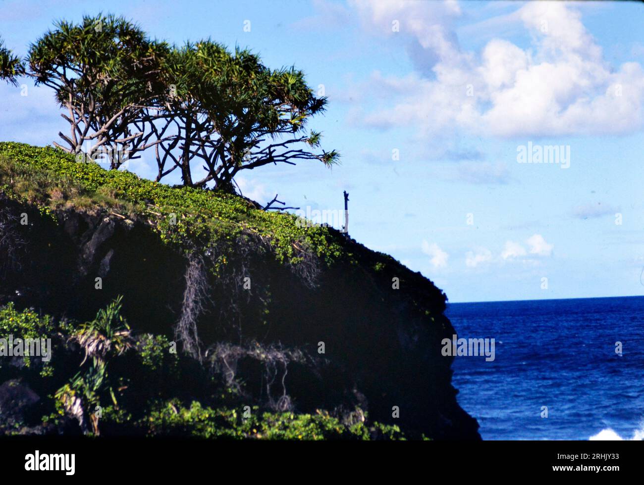 Lahaina, Hawaï, États-Unis. 15 août 2023. Maui, Hawaï en 1984. Côte HANA (image de crédit : © Kenneth Martin/ZUMA Press Wire) À USAGE ÉDITORIAL SEULEMENT! Non destiné à UN USAGE commercial ! Banque D'Images