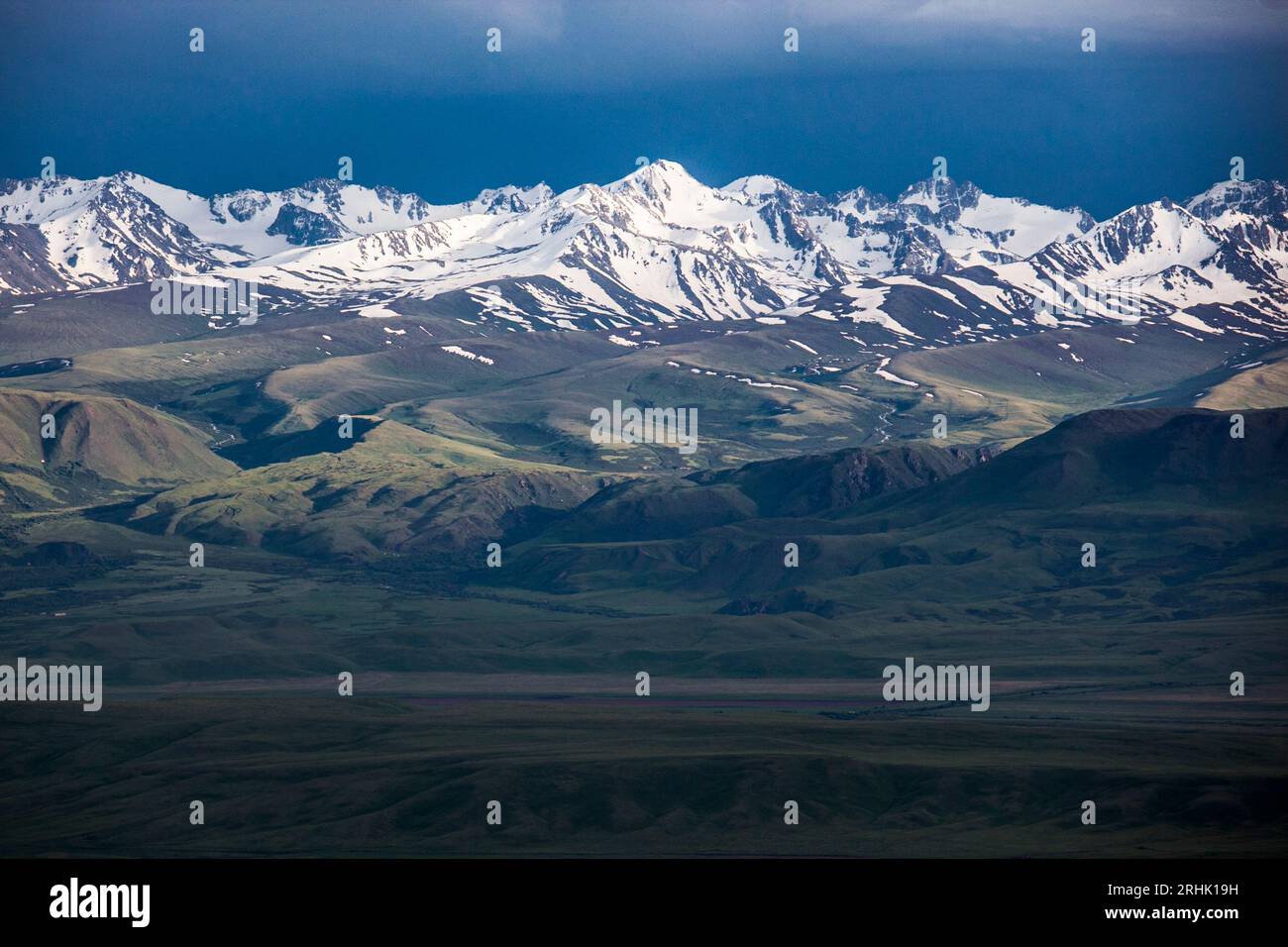 Vallée Suusamyr au Kirghizistan. Banque D'Images