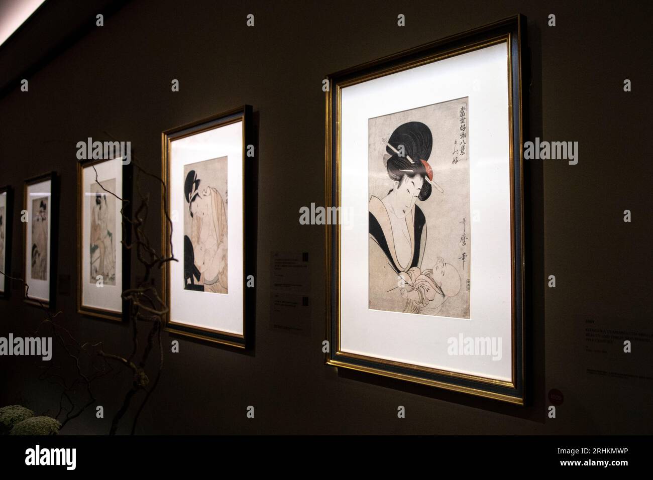 Les gravures sur bois Kitagawa Utamaro de Freddie Mercury à l'exposition Sotheby's A World of HIS Own, Londres, Royaume-Uni Banque D'Images