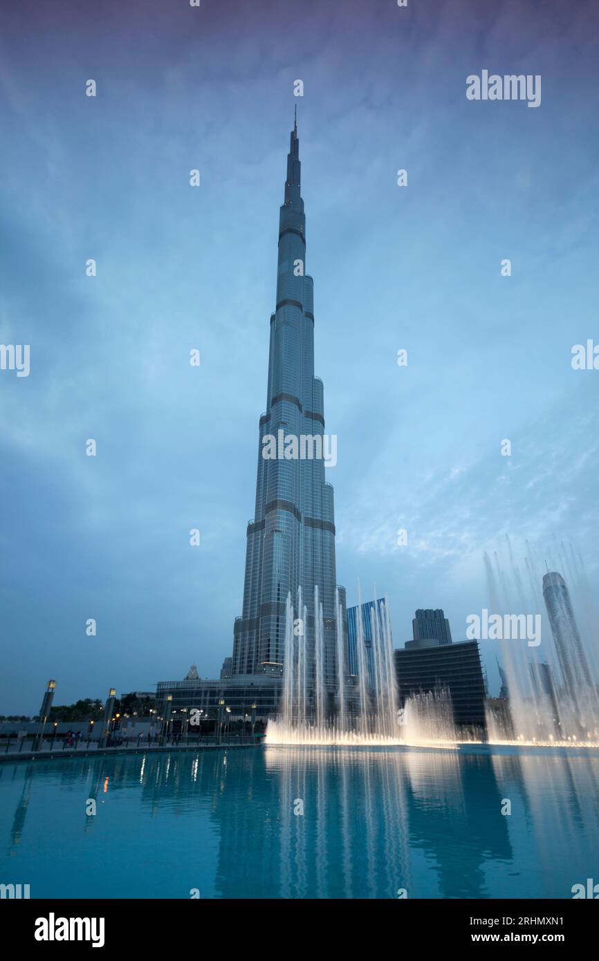 Émirats arabes Unis, Dubaï, le bâtiment Burj Khalifa, le plus haut bâtiment du monde (2012). Banque D'Images