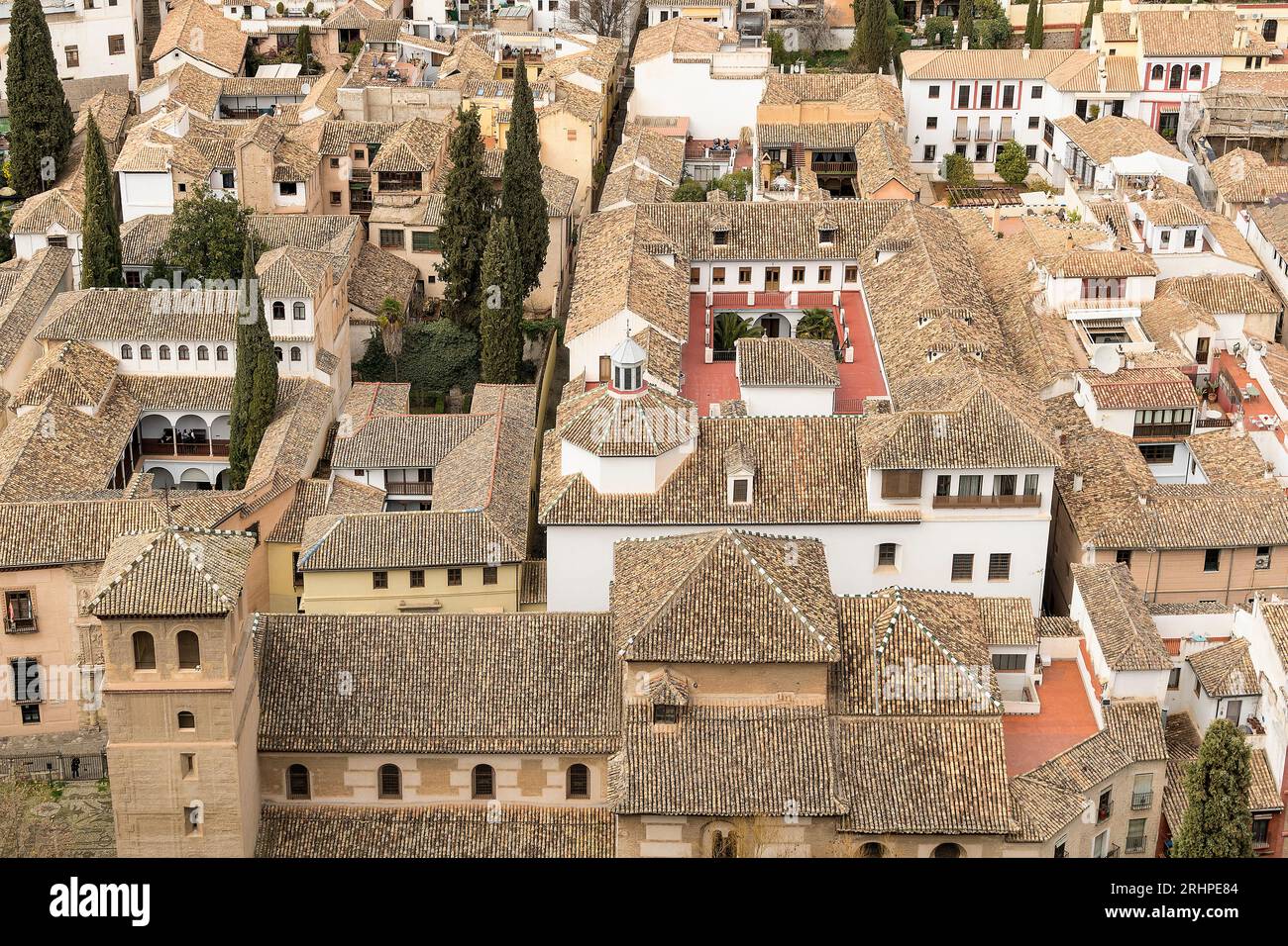 Espagne, Andalousie, Grenade, vue de l'Alhambra à Albaicin, toits de tuiles Banque D'Images