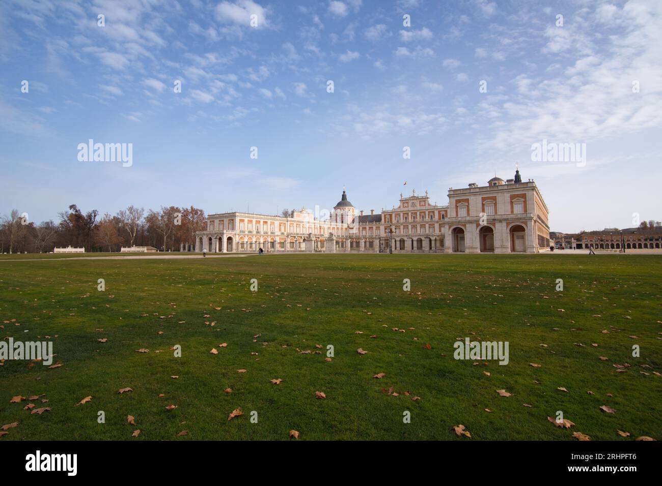 Façade principale du palais royal d'Aranjuez. Fachada principal del palacio Real de Aranjuez Banque D'Images