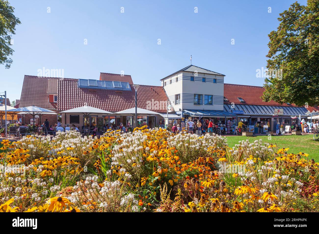 Promenade avec magasins, Steinhude, Wunstorf, Basse-Saxe, Allemagne, Europe Banque D'Images