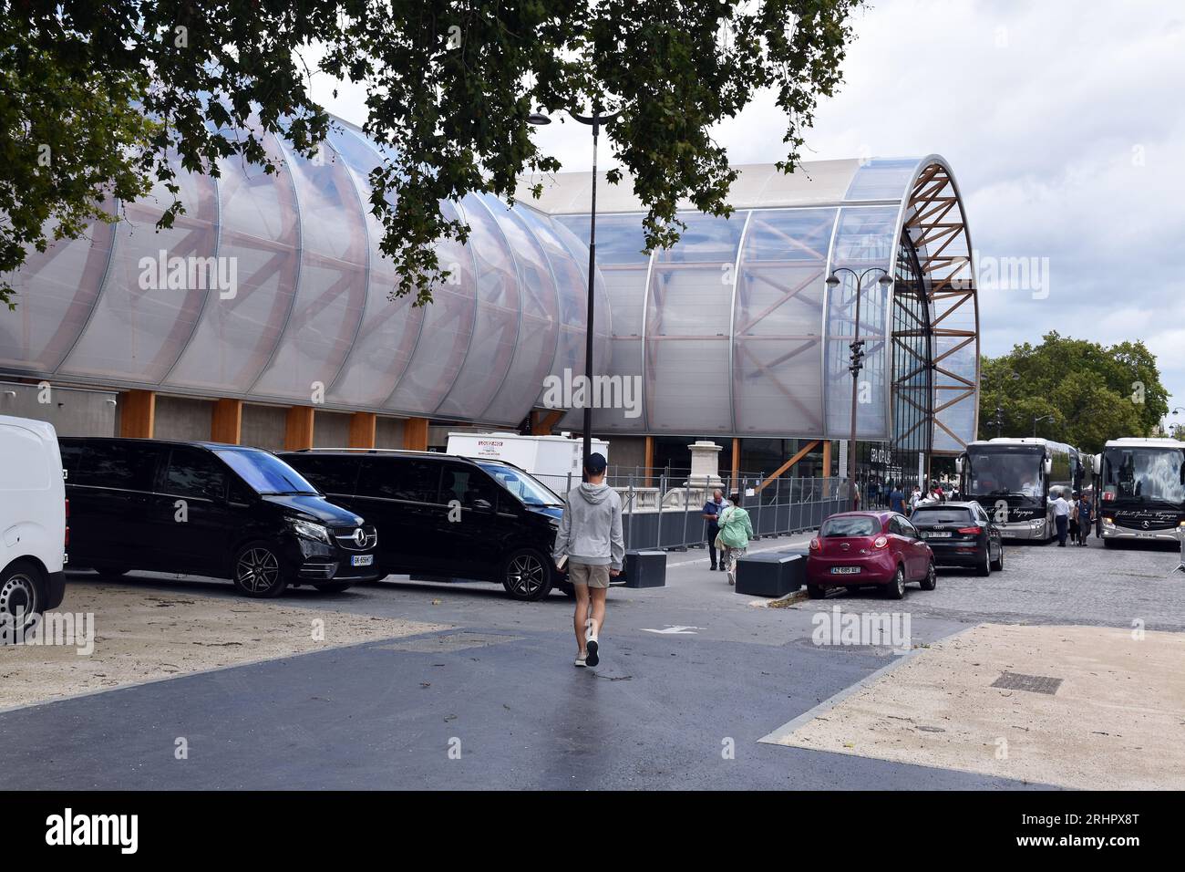 Le Palais Epherème, une salle d'exposition temporaire dans le champ de Mars, Paris, pour abriter des expositions temporaires pendant la rénovation du Grand Palais Banque D'Images