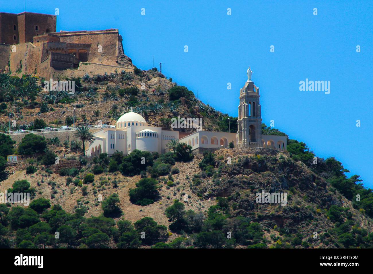 Photos prises à Oran , belle ville d'Algérie, pendant la covid 19 , où la ville était totalement vide ، où l'on pouvait voir la beauté de cette ville loin de la ville Banque D'Images