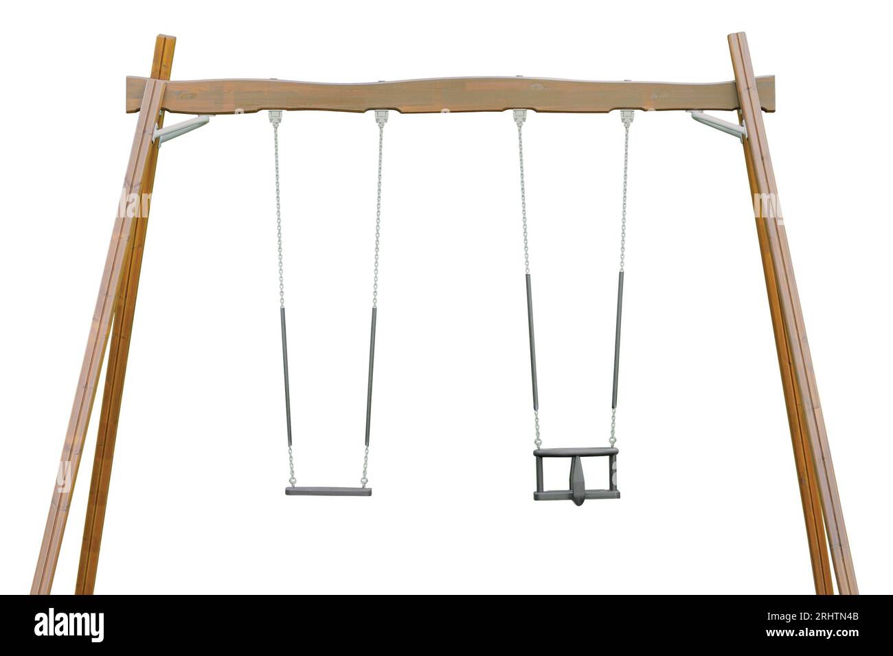 Aire de jeux sandbox double sièges balançoire horizontale gros plan, grands bancs de siège gris isolés détaillés et retenue de sécurité en plastique à chaînes métalliques Banque D'Images