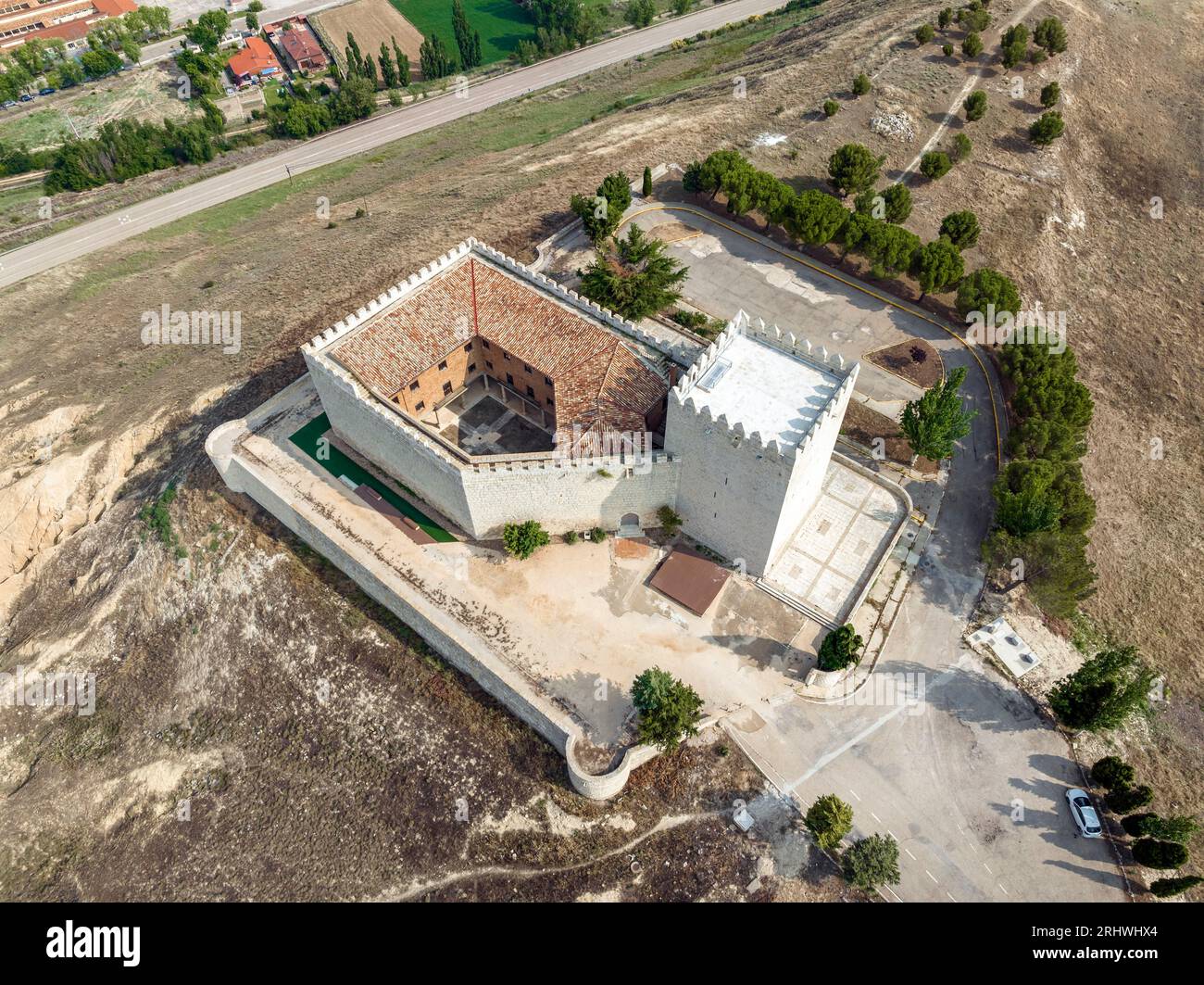 Château Monzon de Campos à Palencia, Espagne. Vue aérienne de dessus Banque D'Images