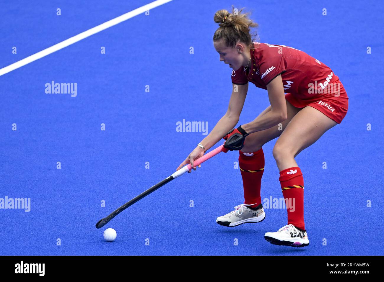 Monchengladbach, Allemagne. 19 août 2023. La Belge Delphine Marien photographiée lors d'un match de hockey entre l'équipe nationale belge de hockey féminin Red Panthers et l'Italie, samedi 19 août 2023 à Monchengladbach, Allemagne, match 1/3 dans la poule des championnats d'Europe de hockey féminin. Les championnats EuroHockey 2023 ont lieu du 18 au 27 août 2023. BELGA PHOTO DIRK WAEM crédit : Belga News Agency/Alamy Live News Banque D'Images