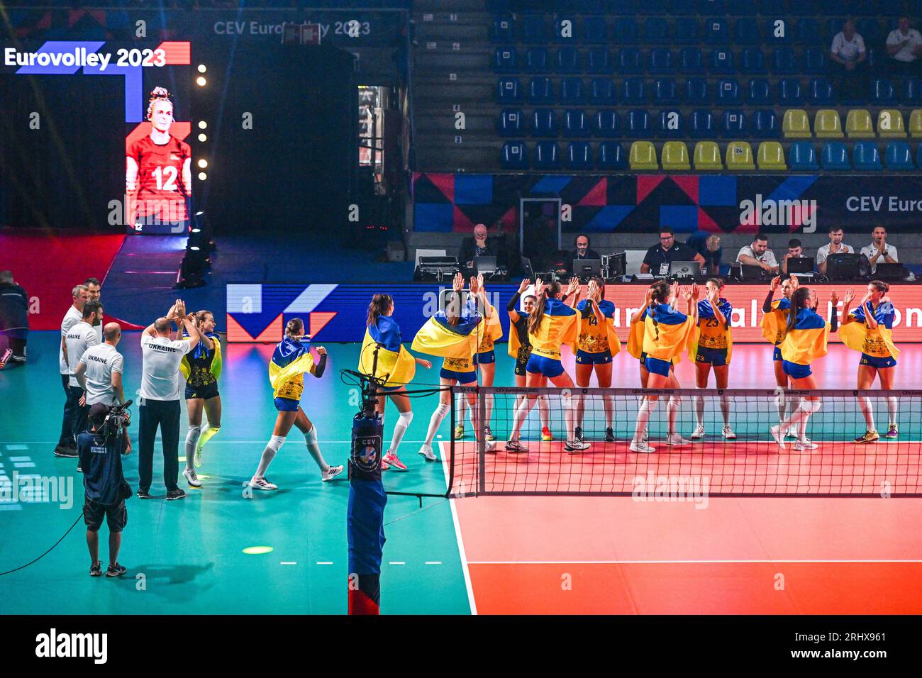 Gand, Belgique. 18 août 2023. Équipe Ukraine photographiée lors d'un match de volleyball entre les équipes nationales féminines de Serbie et d'Ukraine lors du deuxième match du Championnat d'Euro volley CEV dans la poule A, le samedi 18 août 2023 à Gand, BELGIQUE . Crédit : Sportpix/Alamy Live News Banque D'Images