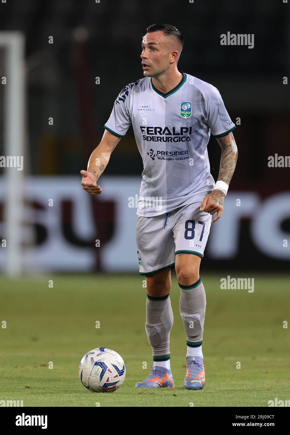 Turin, Italie, 14 août 2023. Bruno Martella de Feralpisalo lors du match Coppa Italia Round of 32 au Stadio Grande Torino, Turin. Le crédit photo devrait se lire : Jonathan Moscrop / Sportimage Banque D'Images