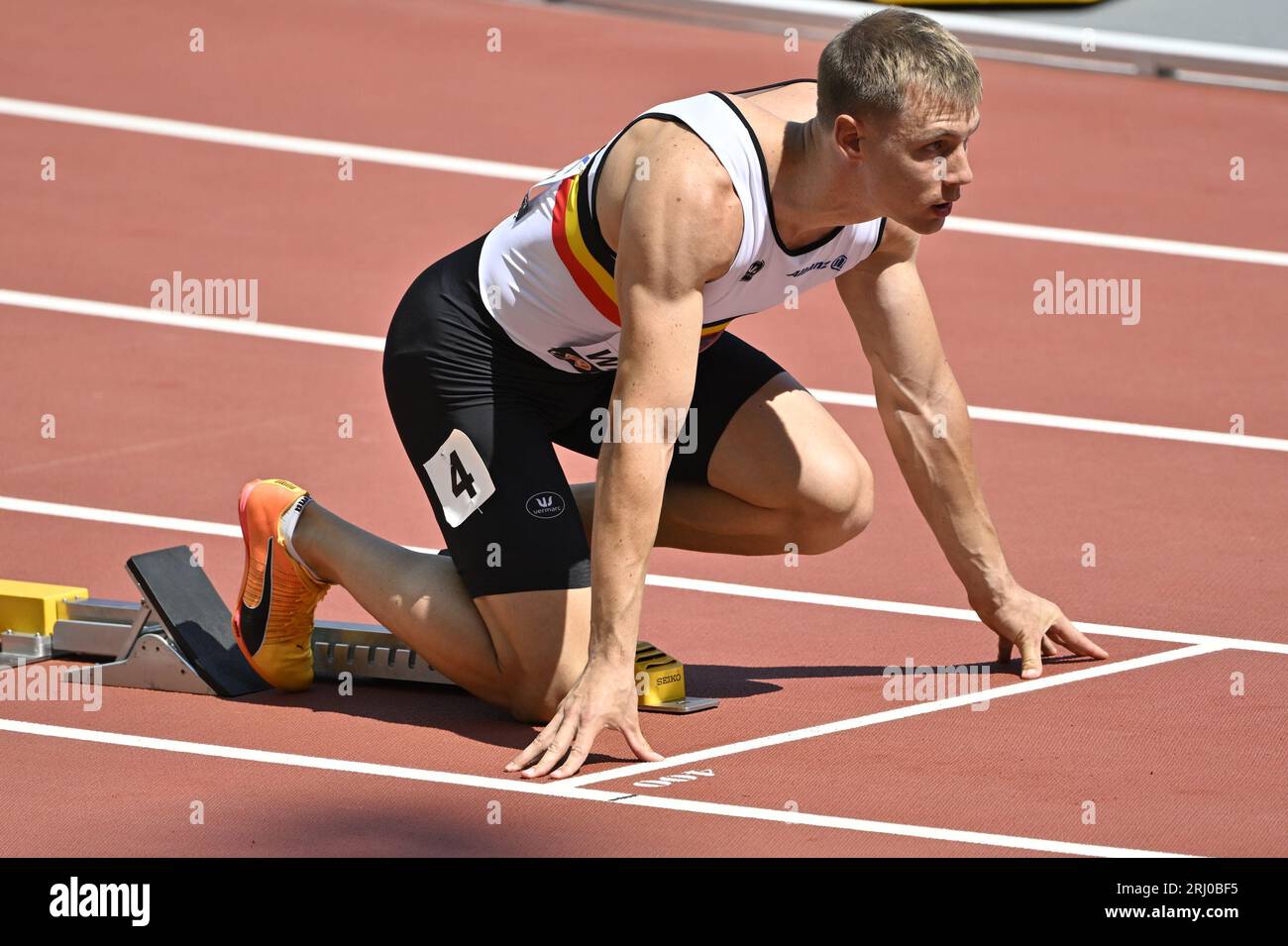 Budapest, Hongrie. 20 août 2023. Le Belge Julien Watrin devant les manches du 400m haies aux Championnats du monde d'athlétisme à Budapest, Hongrie, le dimanche 20 août 2023. Les mondiaux se déroulent du 19 au 27 août 2023. BELGA PHOTO ERIC LALMAND crédit : Belga News Agency/Alamy Live News Banque D'Images