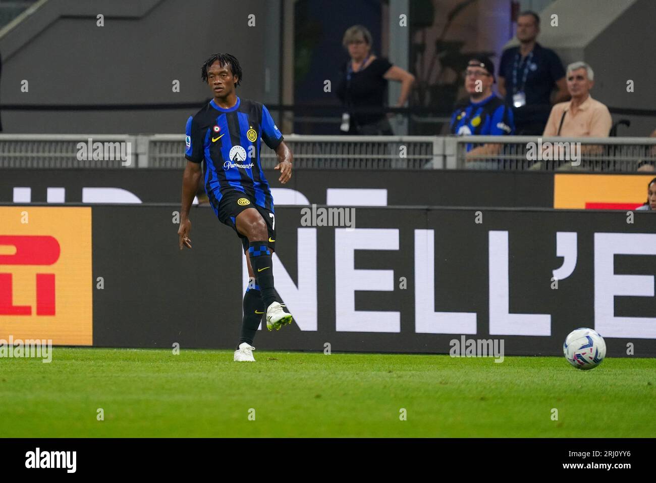 Milan, Italie. 19 août 2023. Juan Cuadrado (#17 FC Inter), lors du FC Internazionale contre l'AC Monza, Serie A, au stade Giuseppe Meazza. Crédit : Alessio Morgese / Emage Banque D'Images