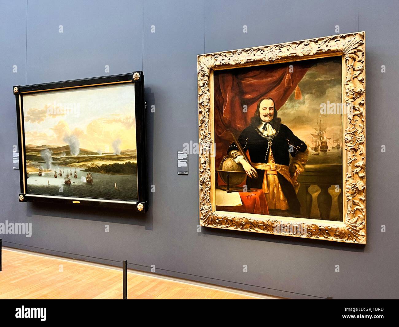 Amsterdam, pays-Bas. 11 août 2023. Peintures d'une bataille maritime mettant en vedette le héros naval Michiel de Ruyter. Photo de haute qualité Banque D'Images