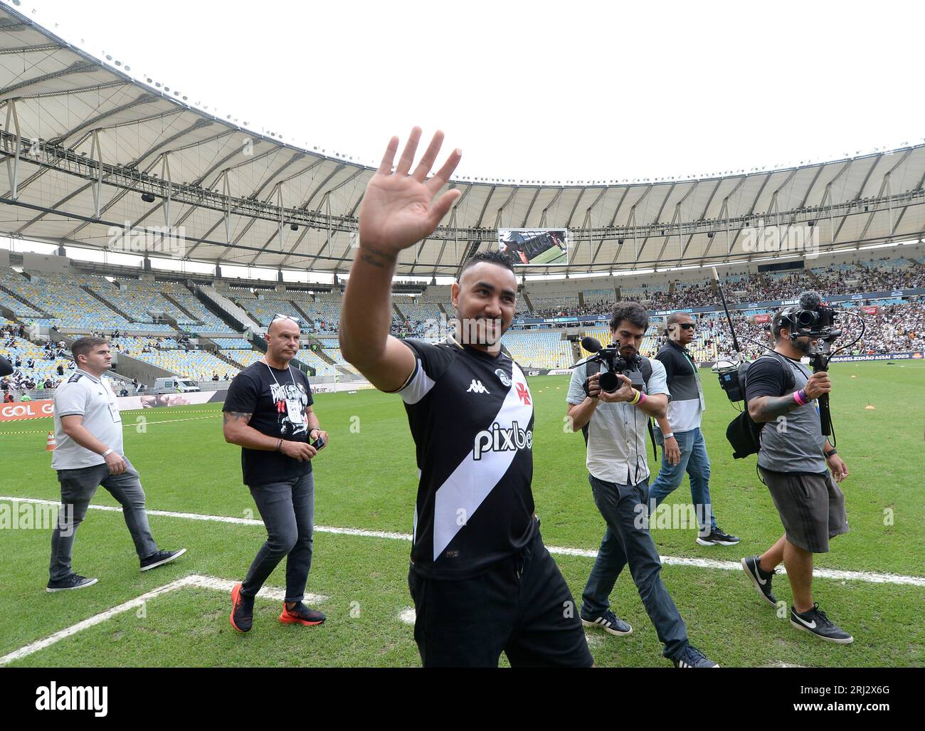 Le joueur du Stade Maracanã Dimitri Payet (FRA) est présenté comme le nouveau renfort de Vasco, quelques instants avant le match entre Vasco et Atletico Mineiro Banque D'Images