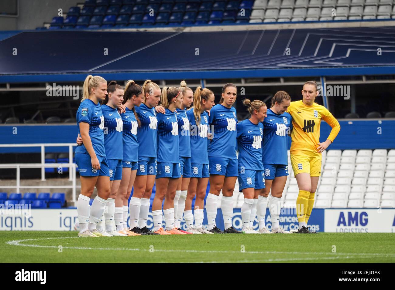 Birmingham, Royaume-Uni. 20 août 2023. Birmingham, Angleterre, 20 août 2023 : les joueurs rendent hommage à Trevor Francis lors du match amical de pré-saison entre Birmingham City et Liverpool à St Andrews à Birmingham, Angleterre (Natalie Mincher/SPP) crédit : SPP Sport Press photo. /Alamy Live News Banque D'Images