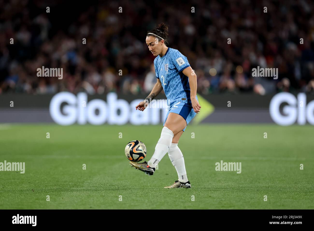 Sydney, Australie, 20 août 2023. Lucy Bronze d'Angleterre contrôle le ballon lors de la finale de la coupe du monde féminine de football entre le Spian et l'Angleterre au Stadium Australia le 20 août 2023 à Sydney, en Australie. Crédit : Damian Briggs/Speed Media/Alamy Live News Banque D'Images