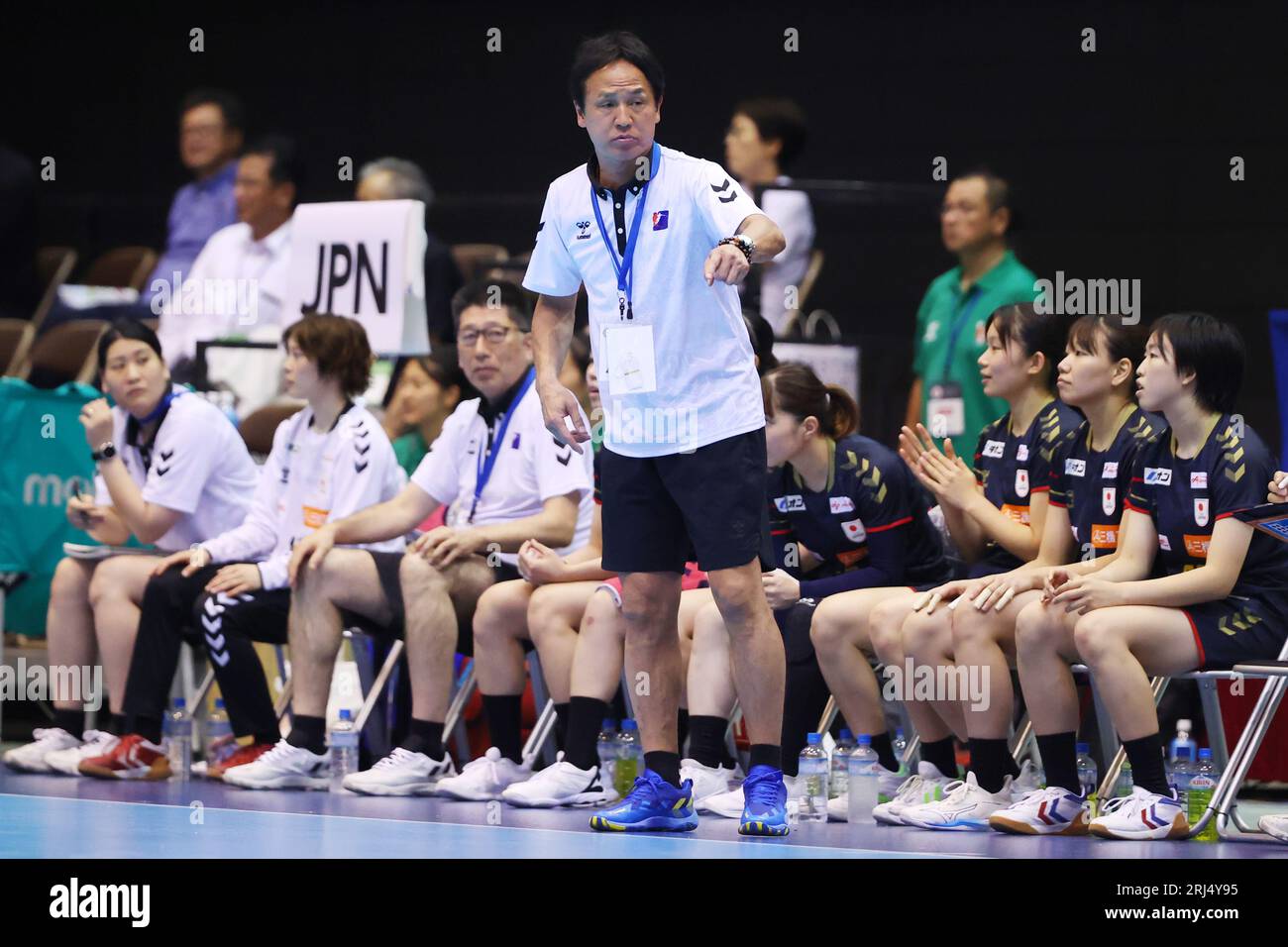 Maeda Housing Higashi Ward Sports Center, Hiroshima, Japon. 21 août 2023. Shigeo Kusumoto (JPN), 21 AOÛT 2023 - Handball : qualification féminine asiatique pour les Jeux Olympiques de 2024 Paris entre la Chine et le Japon au Maeda Housing Higashi Ward Sports Center, Hiroshima, Japon. Crédit : YUTAKA/AFLO SPORT/Alamy Live News Banque D'Images