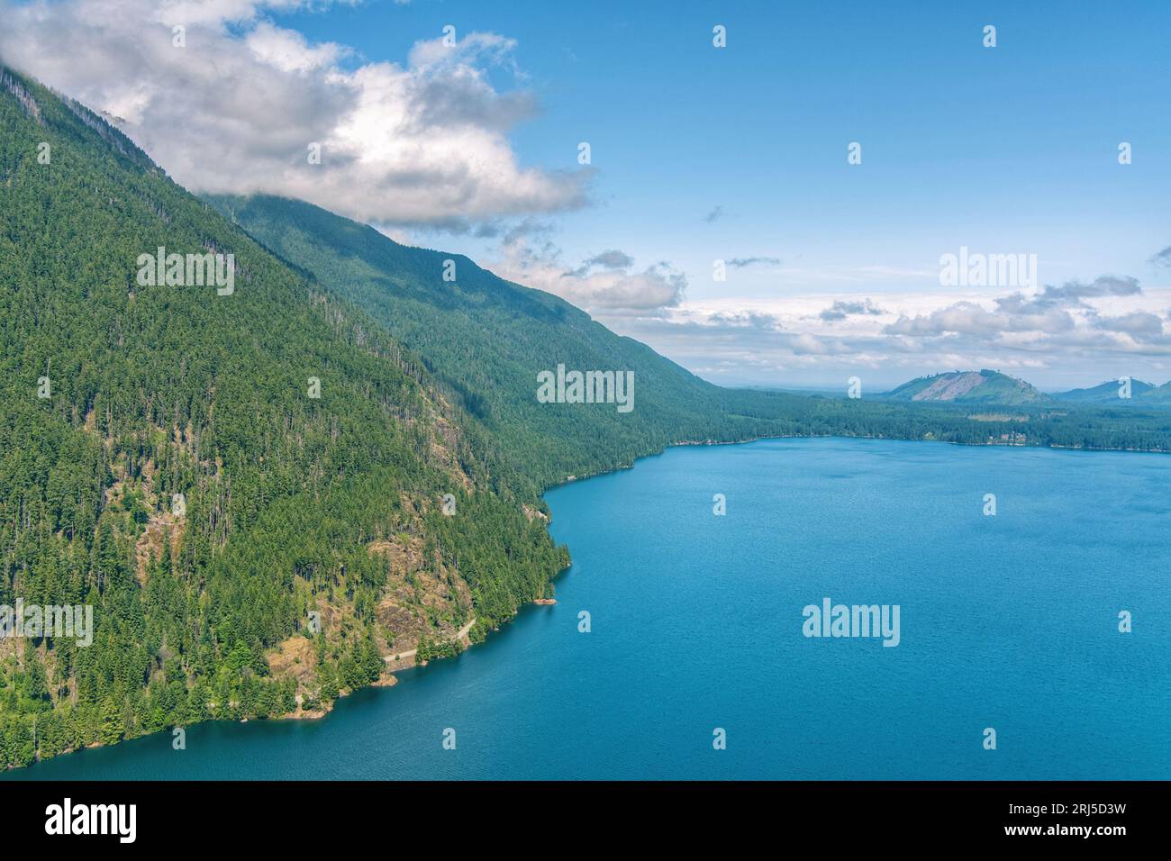 Lac de montagne dans l'État de Washington Banque D'Images