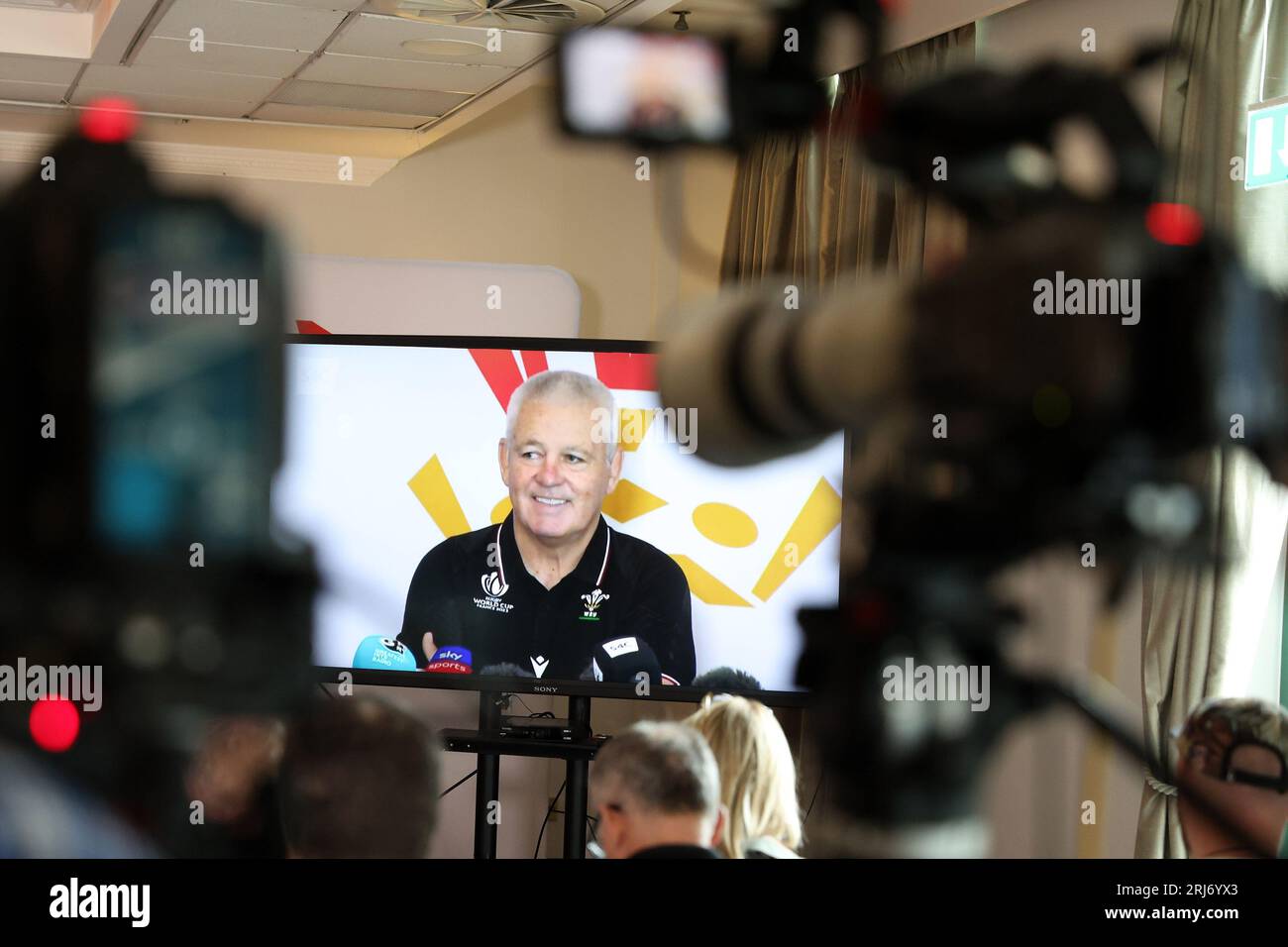 Cardiff, Royaume-Uni. 21 août 2023. Warren Gatland, l'entraîneur-chef du pays de Galles lors de sa conférence de presse de la coupe du monde de Rugby 2023 33 au Vale Resort, Hensol, pays de Galles du Sud, le lundi 21 août 2023. photo par Andrew Orchard/Andrew Orchard photographie sportive/Alamy Live News crédit : Andrew Orchard photographie sportive/Alamy Live News Banque D'Images