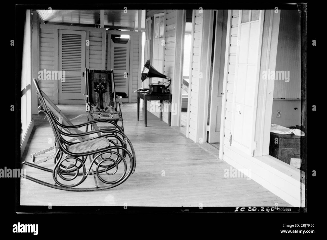 Vista parcial Davaranda de Residência, em Porto Velho 1910 de Dana B. Merrill Banque D'Images