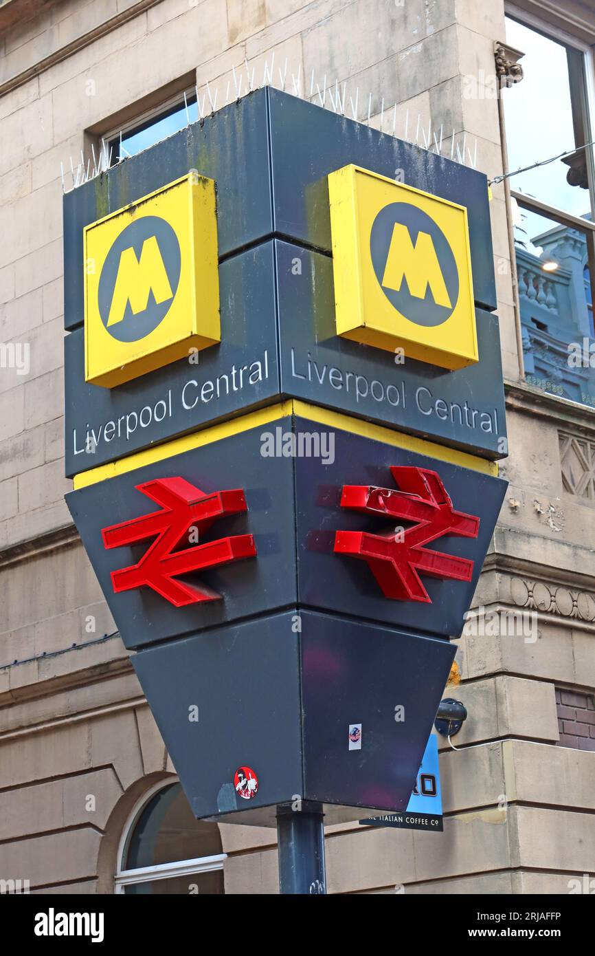 Bold St Entrance to Central Station, Liverpool Central Rail Station , Ranelagh St, Liverpool, Merseyside, Angleterre, ROYAUME-UNI, L1 1JT Banque D'Images