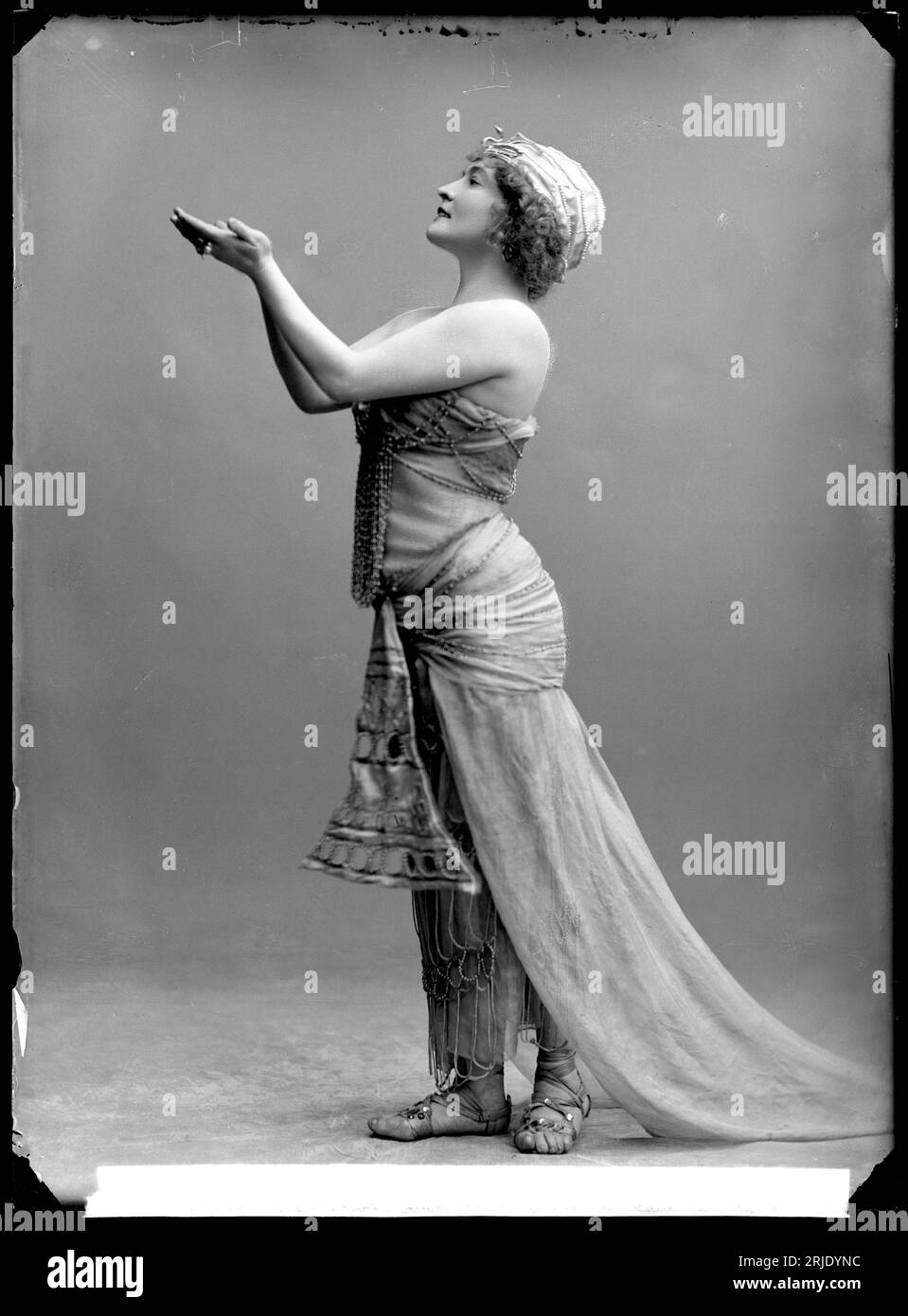 Victoria Strandin, rollporträtt 1913 par atelier Jaeger Banque D'Images