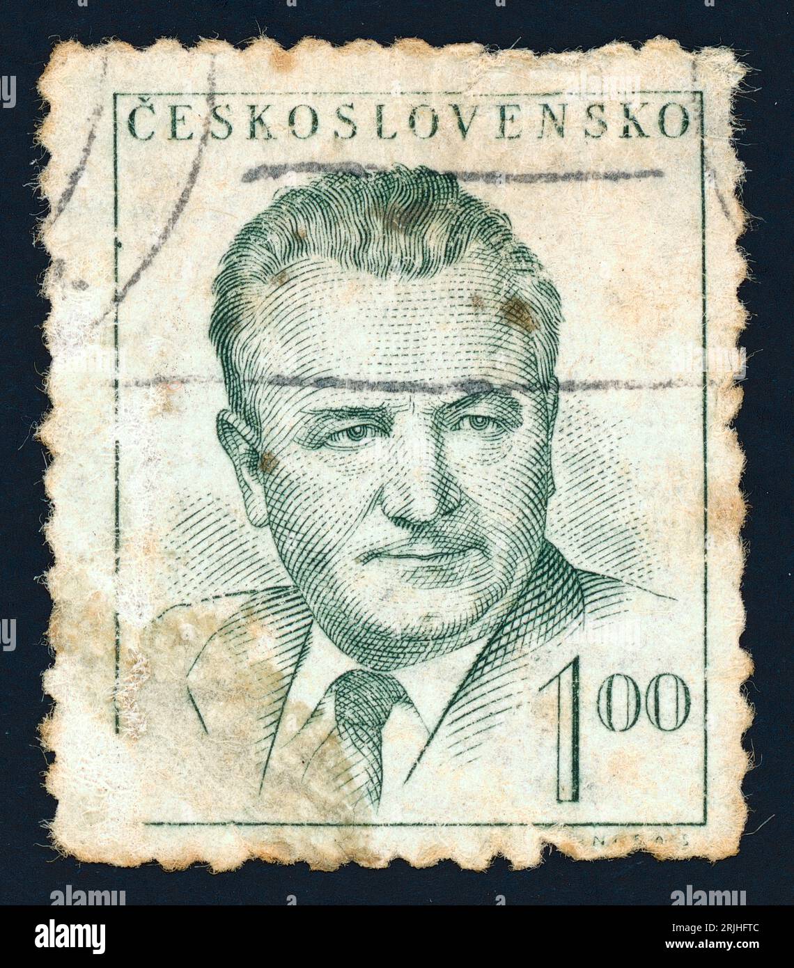 Klement Gottwald (1896 – 1953). Timbre-poste émis en Tchécoslovaquie en 1948. Klement Gottwald était un homme politique communiste tchèque, qui a été le chef du Parti communiste de Tchécoslovaquie de 1929 jusqu'à sa mort en 1953 - nommé secrétaire général jusqu'en 1945 et président de 1945 à 1953. Il fut le premier dirigeant de la Tchécoslovaquie communiste de 1948 à 1953. Banque D'Images