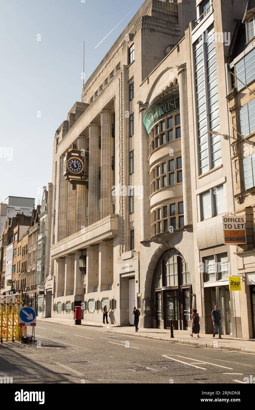 L'horloge ornementale de Peterborough House, l'ancien bâtiment Daily Telegraph sur Fleet Street, Fleet Street, Londres, Angleterre, Royaume-Uni Banque D'Images