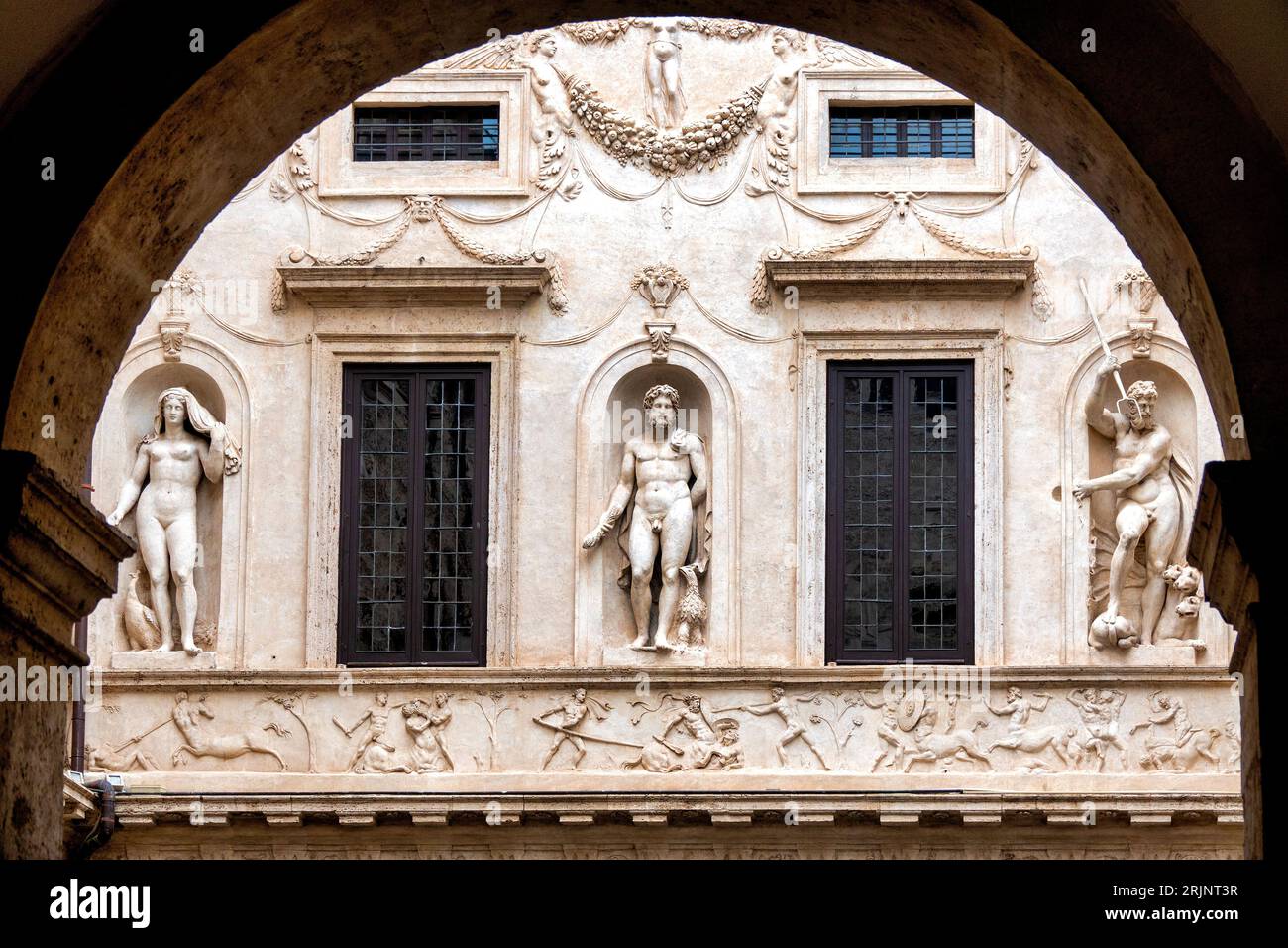 Cour du Palazzo Spada, Rome, Italie Banque D'Images