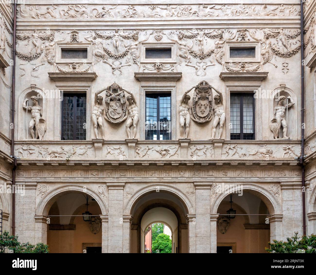 Cour du Palazzo Spada, Rome, Italie Banque D'Images