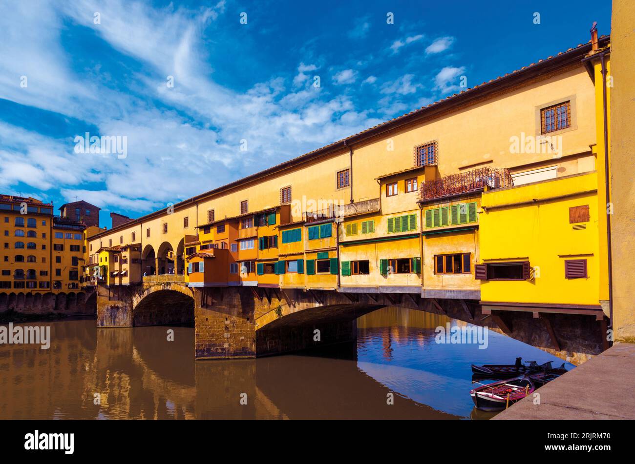 Ponte Vecchio pont traversant l'Arno à Florence, UNESCO World Heritage Site, Toscane, Italie, Europe Banque D'Images