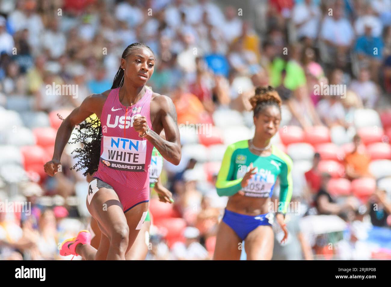 Budapest, Hongrie. 23 août 2023. Budapest, Hongrie. 23 août 2023. Kayla White (USA) lors de la chaleur de 200 mètres lors des championnats du monde d'athlétisme 2023 au Centre national d'athlétisme, à Budapest, Hongrie. (Sven Beyrich/SPP) crédit : SPP Sport Press photo. /Alamy Live News crédit : SPP Sport Press photo. /Alamy Live News Banque D'Images
