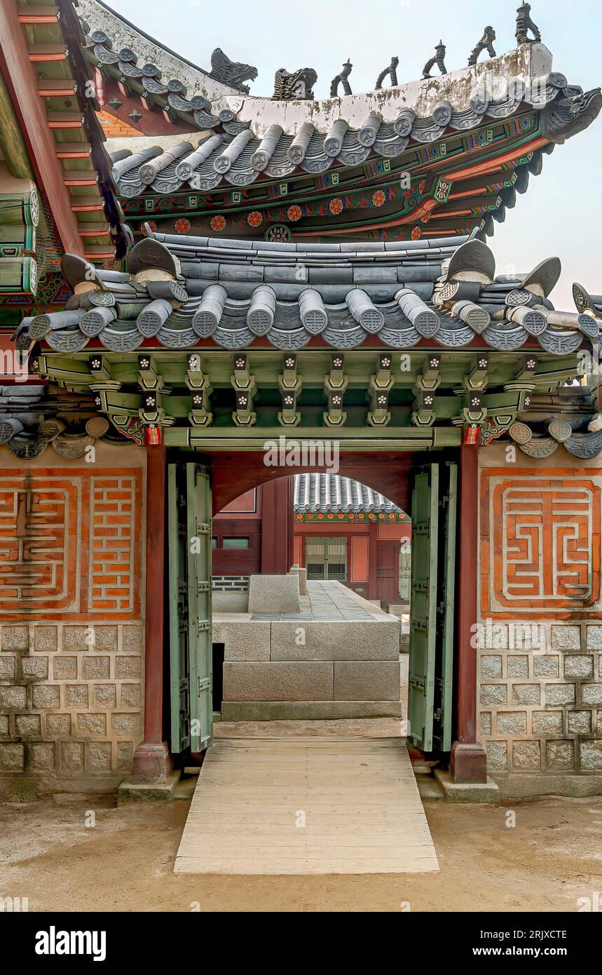 Architecture ancienne au Palais Gyeongbokgung à Séoul, Corée du Sud Banque D'Images