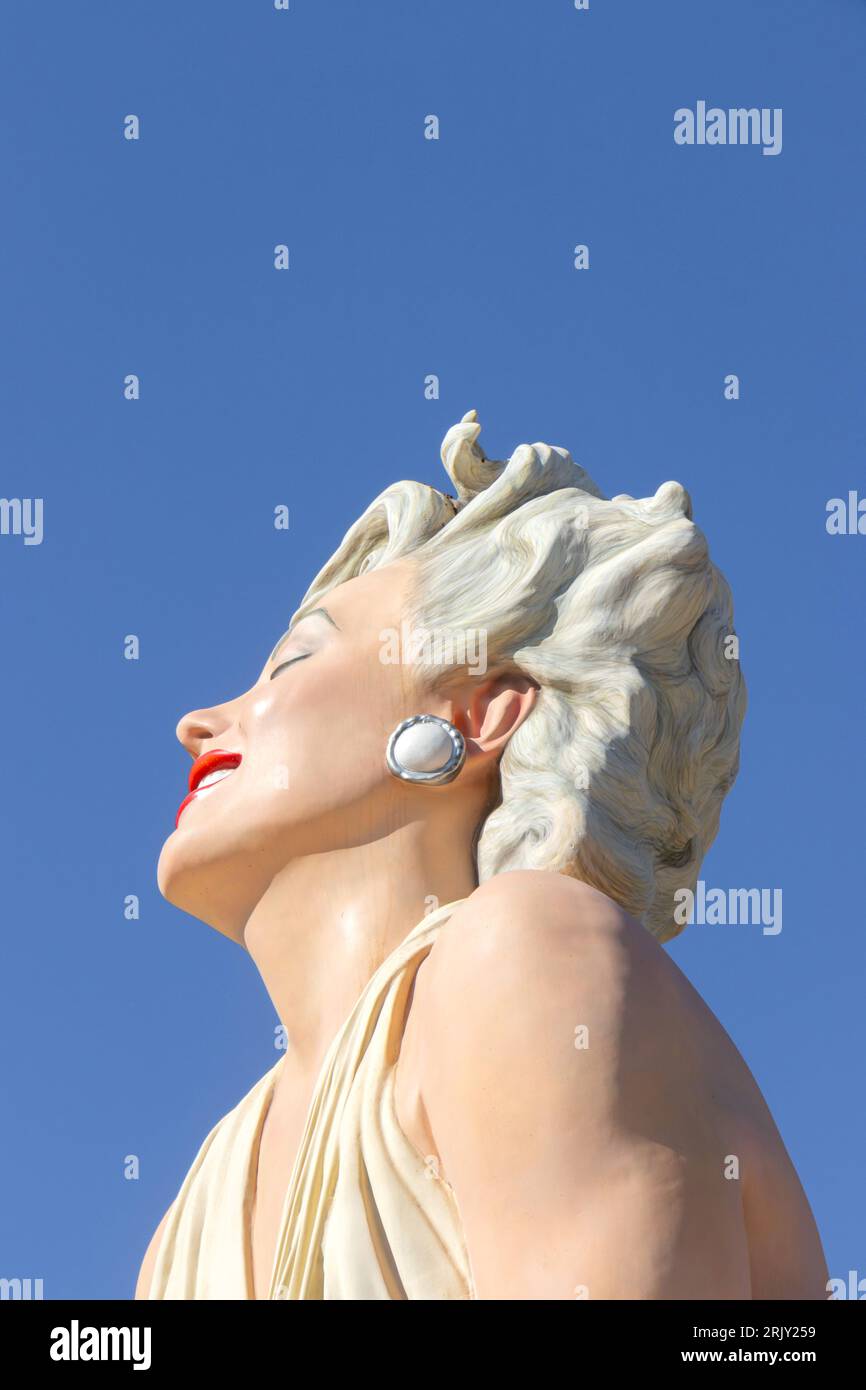 Sculpture statue de marilyn monroe Forever Marilyn Seward Johnson Palm Springs Californie controverse sexiste CREMA procès relocalisation tribunal de district Banque D'Images