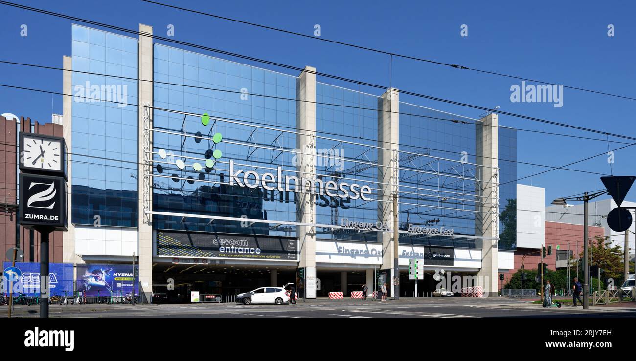 cologne, allemagne août 21 2023 : foire commerciale koelmesse cologne entrée est Banque D'Images