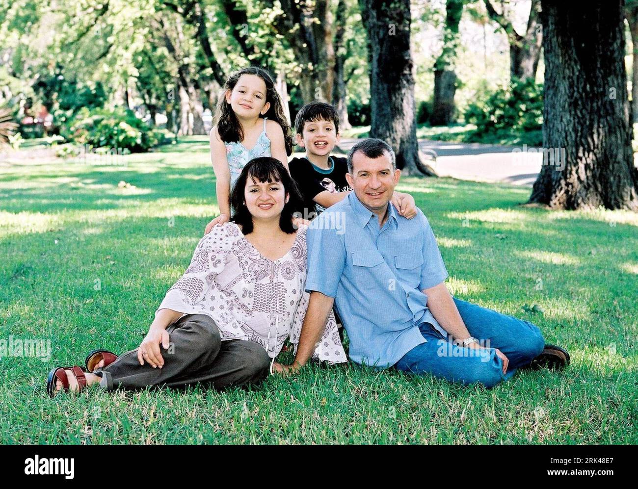 Bildnummer : 53599803 Datum : 03.11.2009 Copyright : imago/Xinhua (091115) -- MELBOURNE, 15 novembre 2009 (Xinhua) -- la photo fournie par les parents de Jordan Hartman montre une photo de famille de Jordan Hartman, un garçon australien actif dans la protection de l'environnement. Jordan Hartman, 11 ans, élève de cinq ans à la Penleigh and Essendon Grammar School à Melbourne. Lui et sa sœur cadette vivent avec leurs parents dans une maison de deux étages sur Shaw Road dans l'est de Melbourne. Hartman est un garçon sortant et va bien avec ses camarades de classe. Il ne se porte pas seulement bien dans les études, mais a aussi un bon nombre de passe-temps, par exemple Banque D'Images