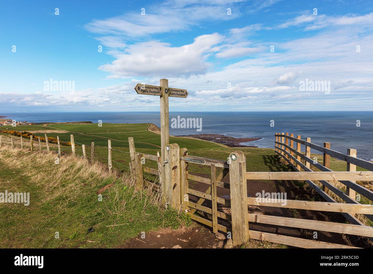 Le Cleveland Way, North Yorkshire Coast, Royaume-Uni, Angleterre, la promenade de Port Mulgrave aux staithes sur le Cleveland Way, promenade sur la falaise Banque D'Images