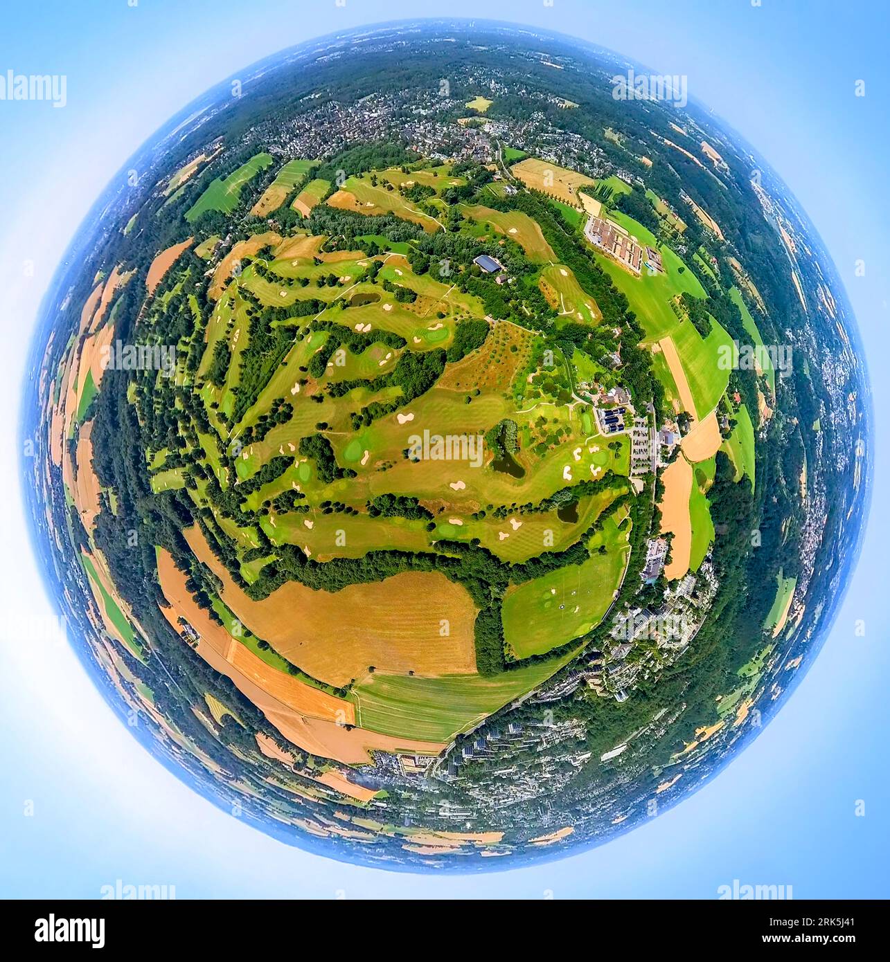 Vue aérienne, terrain de golf club Hösel, globe, tir fisheye, tir à 360 degrés, monde minuscule, Saarn - Süd, Mülheim an der Ruhr, Ruhrgebiet, Nordrhein-We Banque D'Images