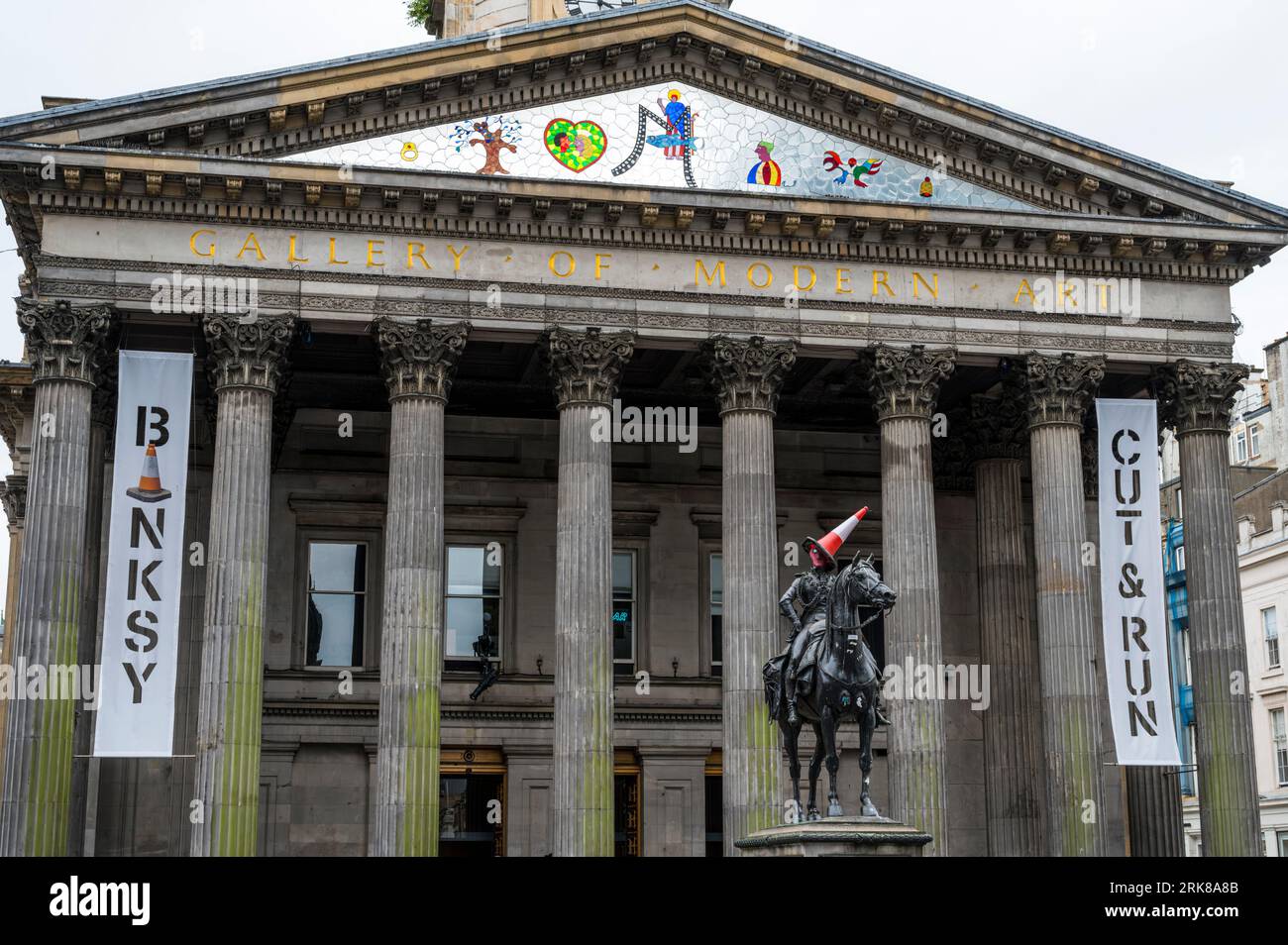 Exposition Banksy Cut and Run à la Gallery of Modern Art, Royal Exchange Square et Queen Street, Glasgow, Écosse, Royaume-Uni, Europe Banque D'Images