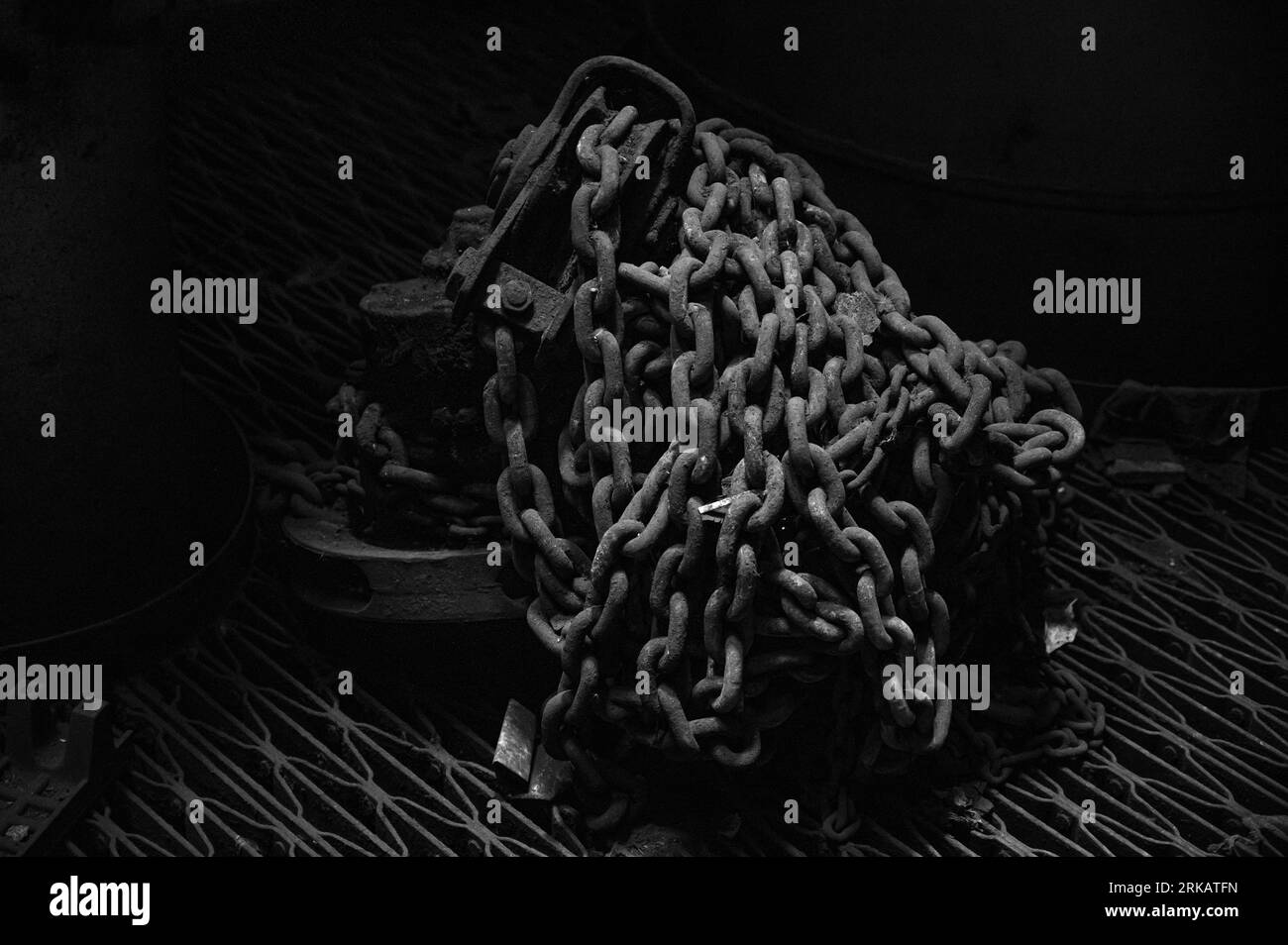 Prise de vue détaillée dans un bâtiment industriel abandonné Banque D'Images