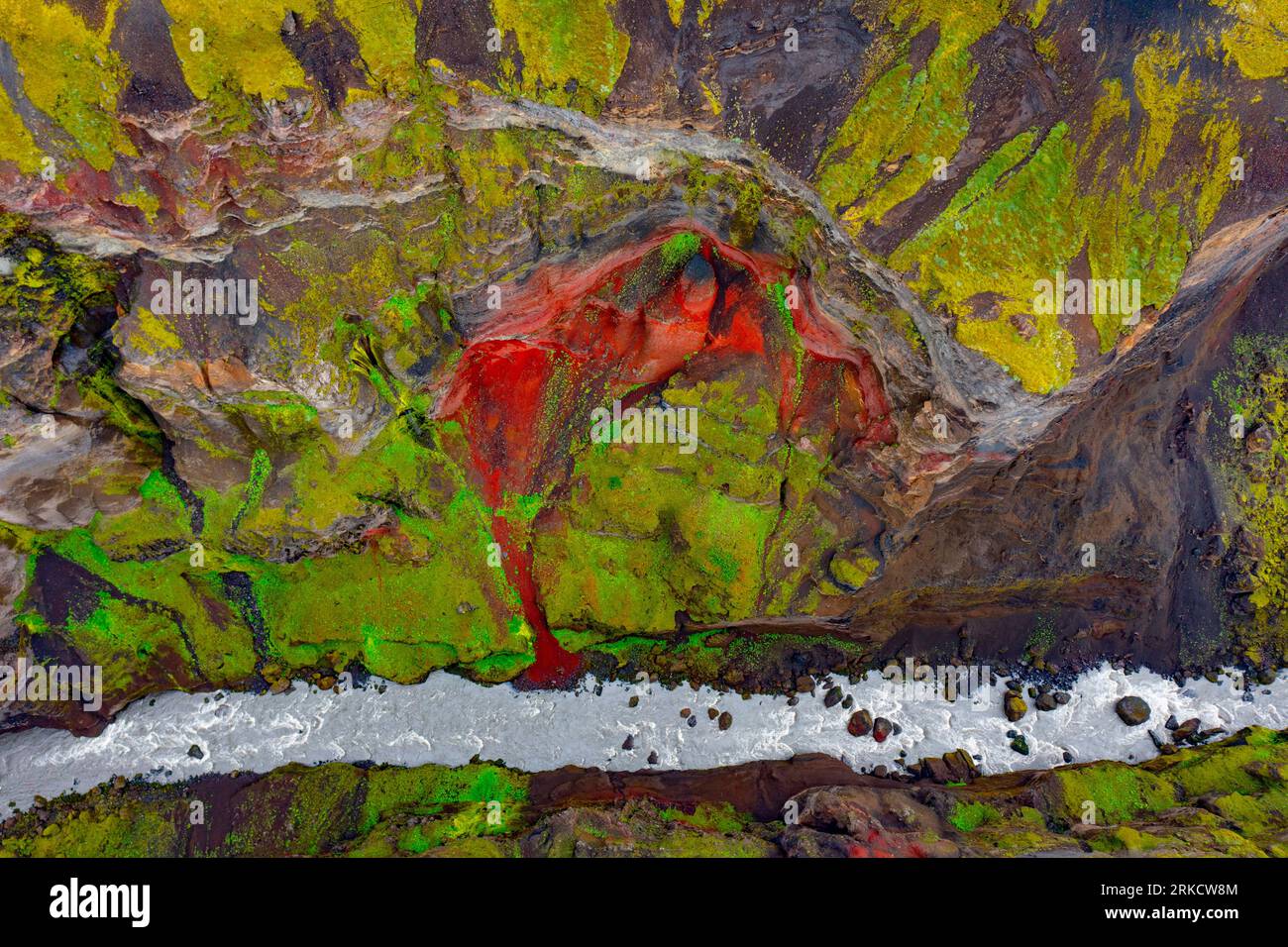 Canyon vu du bord, rouge est de fer, les hautes terres d'Islande, l'Islande Banque D'Images